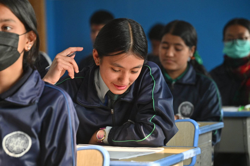 कक्षा ११ को पठनपाठन १ असारबाट सुरू गर्न सरकारको निर्देशन